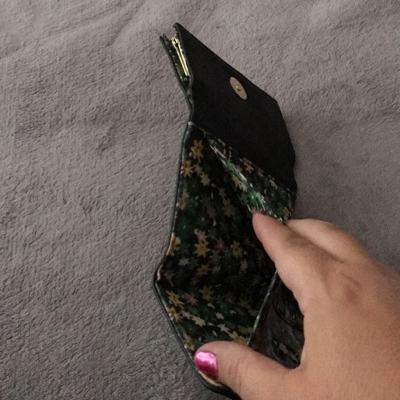 Wallet - Picture 4 of 5